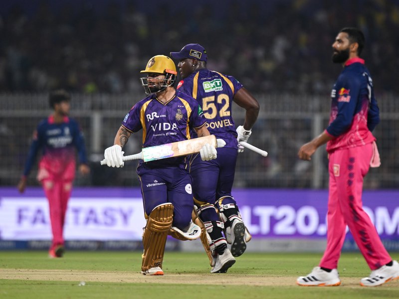 आईपीएल: 6 मुकाबलों के बाद केकेआर ने चखा जीत का स्वाद, रोमांचक मैच में आरआर को 4 विकेट से हराया