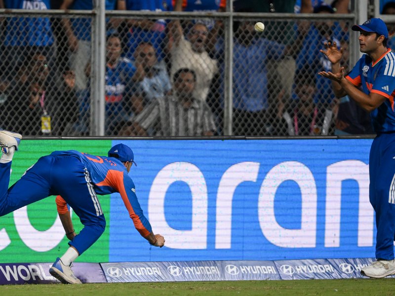 Earlier we had Jadeja and Axar is filling that void well: Gavaskar