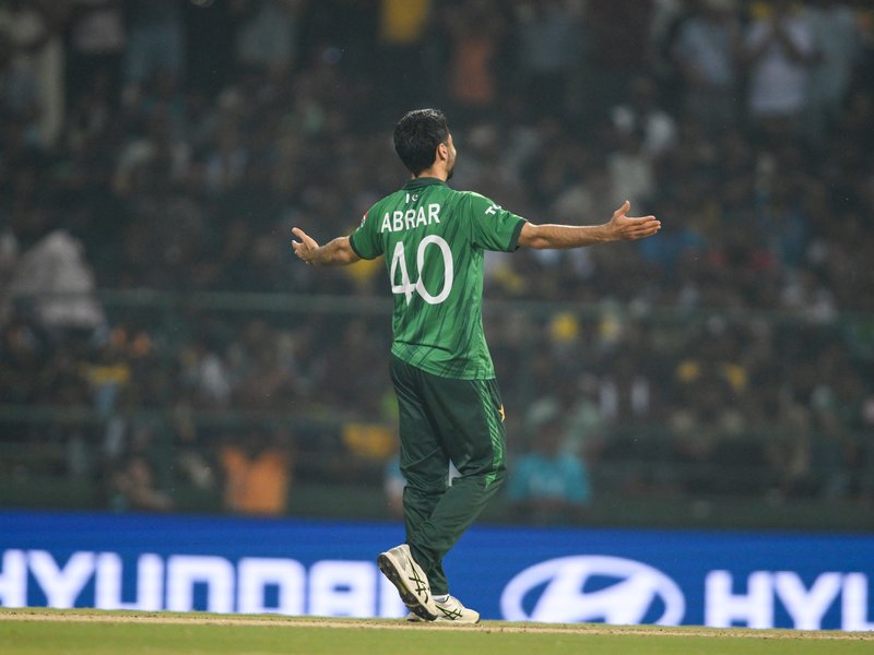 Dasun Shanaka’s heroics eliminate Pakistan even as Sri Lanka suffer last-ball heartbreak in Group 2 clash in Super 8 stage of the ICC Men's T20 World Cup 2026 in Kandy on Saturday. Photo credit: IANS 