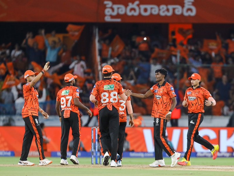 आईपीएल 2026: एसआरएच अंकतालिका में तीसरे नंबर पर पहुंची, ऑरेंज और पर्पल कैप किसके पास? 