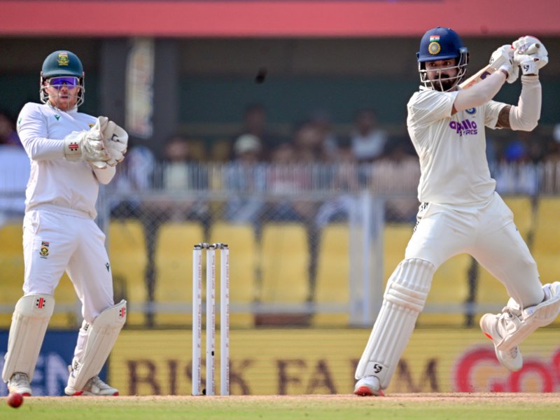 21वीं सदी में सिर्फ एक बार, चौथी पारी में 100 से ज्यादा ओवर बल्लेबाजी कर सकी है टीम इंडिया