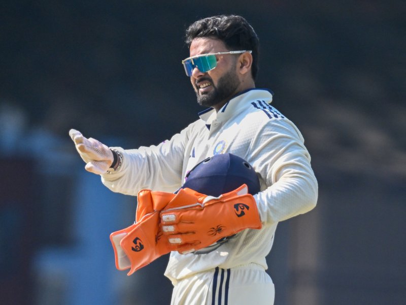 Pant hasn’t done anything wrong, deserved to continue as vice‑captain in Tests, says Kaif