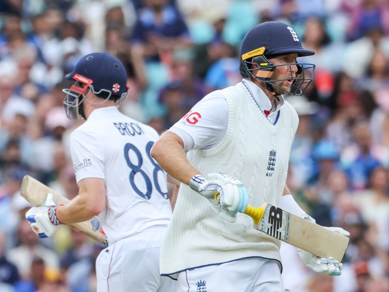 Ashes: England face fresh scrutiny after team's security altercation with media