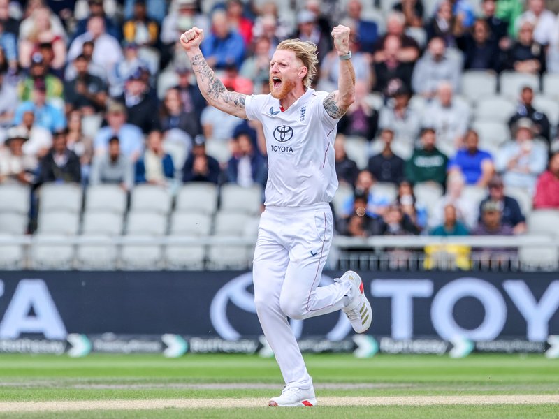 एशेज : स्टार्क के बाद स्टोक्स का 'पंजा', पहले ही दिन गिरे 19 विकेट, रोमांचक हुआ मुकाबला