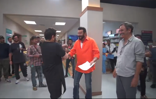  Sanjay Dutt, Arshad Warsi reunite as Munna, Circuit in viral video sparking speculations over ‘Munnabhai 3’