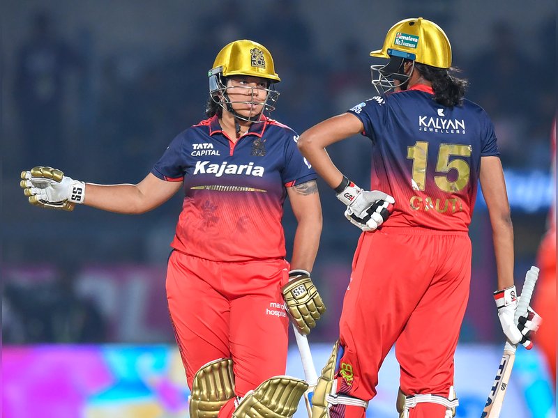 डब्ल्यूपीएल: लगातार पांचवां मुकाबला जीतकर प्लेऑफ में आरसीबी