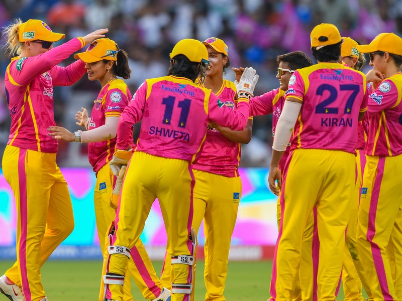 WPL 2026: Collective bowling effort guides UP Warriorz to second straight win over Mumbai Indians