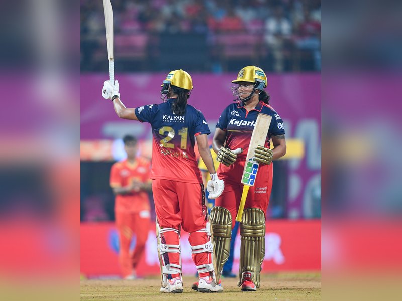 Radha Yadav and Richa Ghosh pull Royal Challengers Bengaluru (RCB) out of trouble, post 182/7 against Gujarat Giants in Match 9 of the Women's Premier League (WPL) 2026 at the DY Patil Stadium in Navi Mumbai on Friday. Photo credit: IANS