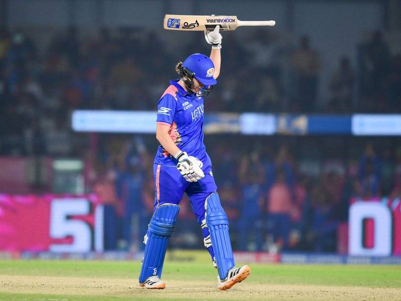 ब्रंट ने लगाया डब्ल्यूपीएल इतिहास का पहला शतक, आरसीबी को जीत के लिए 200 रन का लक्ष्य