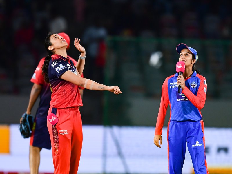 Chinelle Henry and Minnu Mani come in as Delhi Capitals elect to bowl first against Royal Challengers Bengaluru, Arundhati is back for the Women's Premier League (WPL) 2026 match at the BCA Stadium in Vadodara on Saturday. Photo credit: IANS