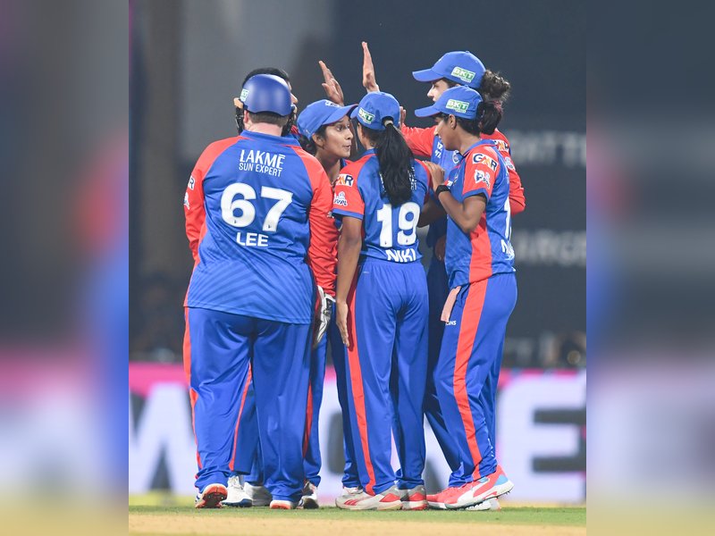 WPL 2026: Delhi Capitals elect to bowl first against Gujarat Giants