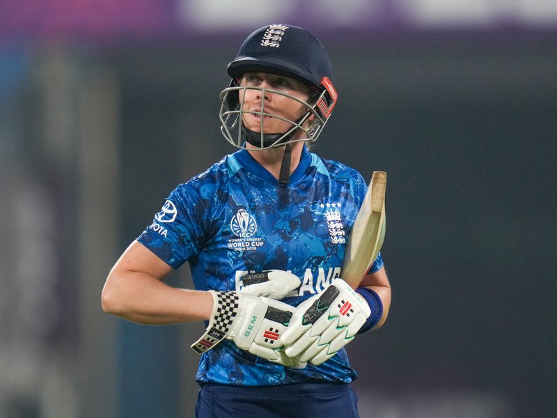 Non-playing role at London Spirit role does not signal end of playing career, says Heather Knight