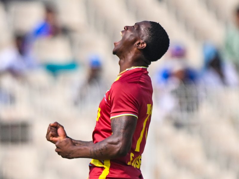 8 बल्लेबाजों को आउट करने में एक ही खिलाड़ी की भूमिका, टी20 वर्ल्ड कप में शमार जोसेफ ने रचा इतिहास