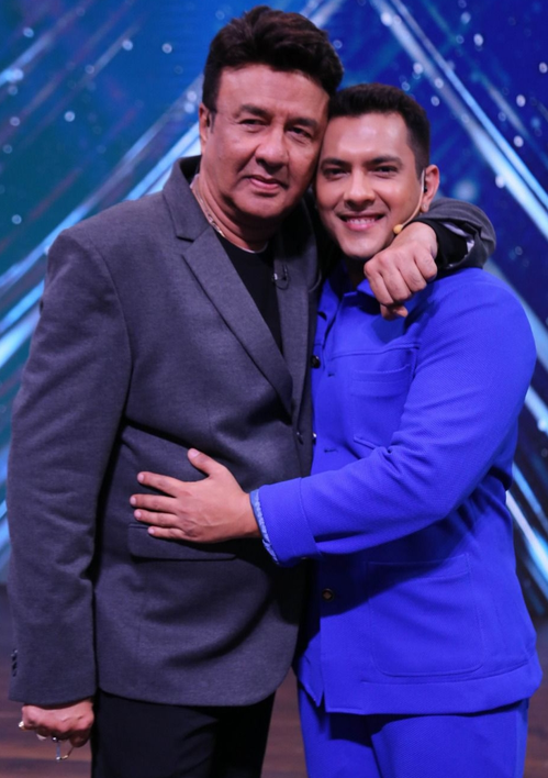  Aditya Narayan credits Anu Malik for his first musical break in Bollywood