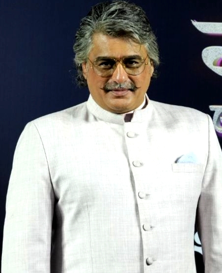  Ayub Khan is huge fan of 'Hindi authors, poets': 'Reading them shaped my personality'