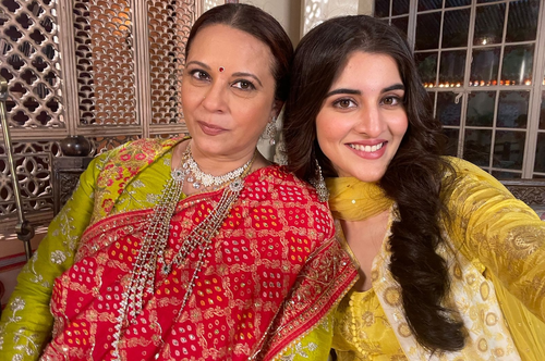  Navika Kotia learns Gujarati dialect from Manasi for ‘Kyunki Saas Maa…’