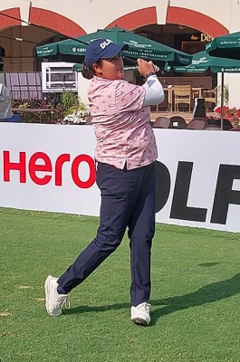 Four players locked for lead in a tight battle in 12th Leg of WPGT at the Clover Greens in Hosur (T.N.) on Thursday. Photo credit: www.golfxyz.in 