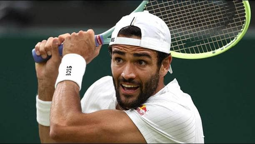 Monte Carlo Masters: Berrettini stuns Medvedev to reach third round
