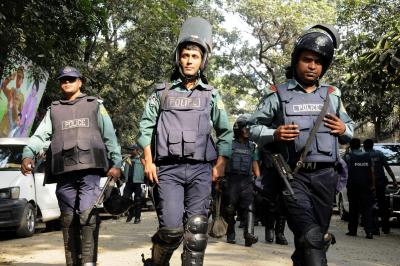 Bangladesh: Containers from Pakistan carrying poppy seeds instead of bird feed seized (File image)