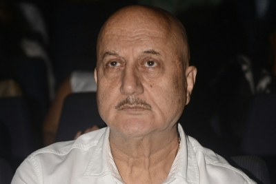 Anupam Kher completes 44 years in Mumbai: Consider myself fortunate
