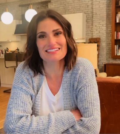 Idina Menzel almost gave up singing due to bullying as a child