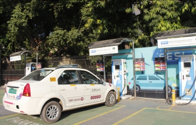 India has 29,151 electric vehicle charging stations, 8,805 fast-charging ones: Govt