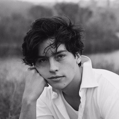  Cole Sprouse talks about death threats from 