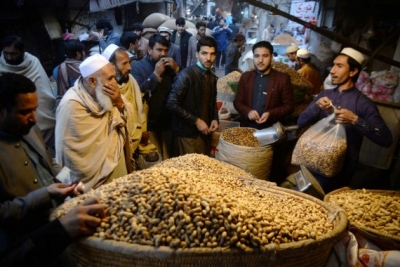 Pakistani govt reimposes early market closure in Islamabad amid energy crisis