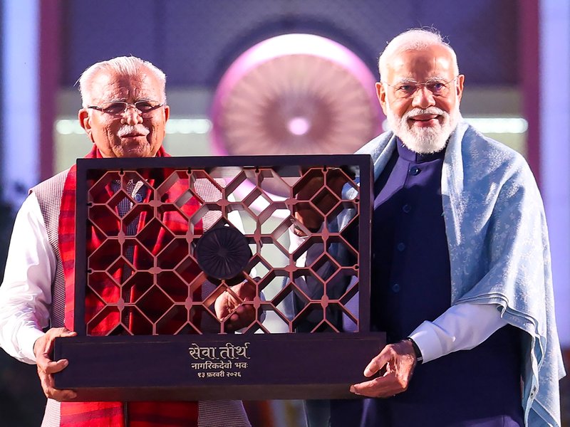 पीएम मोदी के ऐतिहासिक कार्यकाल पर केंद्रीय मंत्रियों ने जताया गर्व, कहा- देश ने की उल्लेखनीय प्रगति