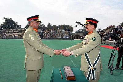 पाकिस्तानी सेना के पूर्व जनरल बाजवा आईसीयू में भर्ती, संबंधी बोले- सिर में लगी थी चोट, अब एकदम ठीक