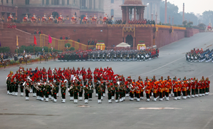 गणतंत्र दिवस 2026 : आत्मनिर्भर भारत और ‘वंदे मातरम’ की भावना जन-जन तक ले जाने का अभियान