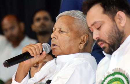 बिहार चुनाव गौड़ाबौराम से प्रत्याशी अफजल अली के नामांकन वापस नहीं लेने पर राजद ने पार्टी से किया निष्कासित ‎