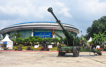 भारत का रक्षा उत्पादन वित्त वर्ष 30 तक 3 लाख करोड़ रुपए पर पहुंचने का अनुमान भारत का रक्षा उत्पादन वित्त वर्ष 30 तक 3 लाख करोड़ रुपए पर पहुंचने का अनुमान