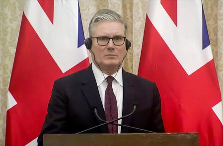 ट्रंप के ग्रीनलैंड वाले बयान पर भड़के ब्रिटेन के प्रधानमंत्री स्टार्मर, डेनमार्क पीएम को जताया समर्थन ट्रंप के ग्रीनलैंड वाले बयान पर भड़के ब्रिटेन के प्रधानमंत्री स्टार्मर, डेनमार्क पीएम को जताया समर्थन