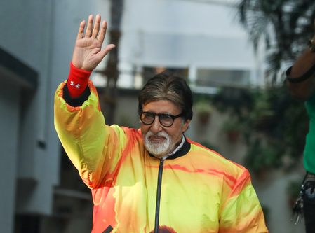 Big B recollects being petrified to cross Ganga river on horse ride