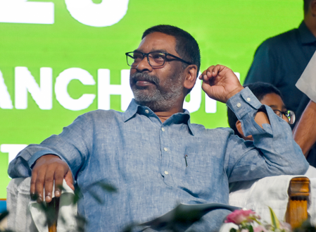 न खाना-पानी न ही वेतन, ट्यूनिशिया में फंसे झारखंड के मजदूरों की आपबीती, सीएम सोरेन ने दिया कार्रवाई का आदेश न खाना-पानी न ही वेतन, ट्यूनिशिया में फंसे झारखंड के मजदूरों की आपबीती, सीएम सोरेन ने दिया कार्रवाई का आदेश