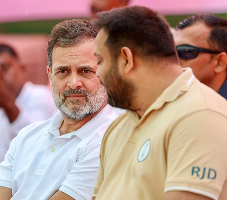 बिहार विधानसभा चुनाव के बाद राजद और कांग्रेस के बीच बढ़ी तल्खी बिहार विधानसभा चुनाव के बाद राजद और कांग्रेस के बीच बढ़ी तल्खी