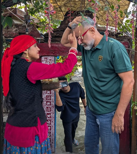 अनुभव सिन्हा ने शुरू की चल पिक्चर चले यात्रा, पहुंचे उत्तराखंड अनुभव सिन्हा ने शुरू की चल पिक्चर चले यात्रा, पहुंचे उत्तराखंड