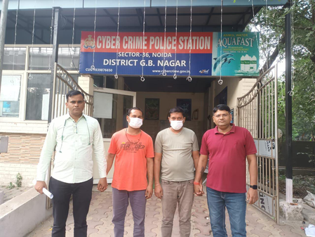 शेयर मार्केट में निवेश का झांसा देकर 3.26 करोड़ रुपए की ठगी, इंदौर से दो आरोपी गिरफ्तार शेयर मार्केट में निवेश का झांसा देकर 3.26 करोड़ रुपए की ठगी, इंदौर से दो आरोपी गिरफ्तार