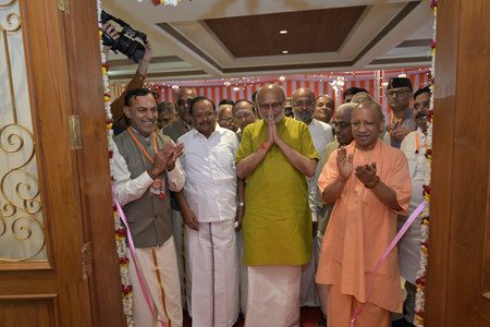 धर्म को थोड़े समय के लिए संकट हो सकता है, लेकिन वह स्थायी नहीं होता उपराष्ट्रपति राधाकृष्णन धर्म को थोड़े समय के लिए संकट हो सकता है, लेकिन वह स्थायी नहीं होता उपराष्ट्रपति राधाकृष्णन