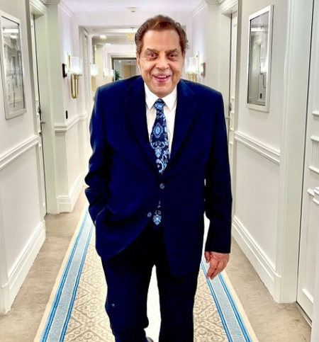 Dharmendra remains under close medical observation, with no update on his discharge yet Dharmendra remains under close medical observation, with no update on his discharge yet