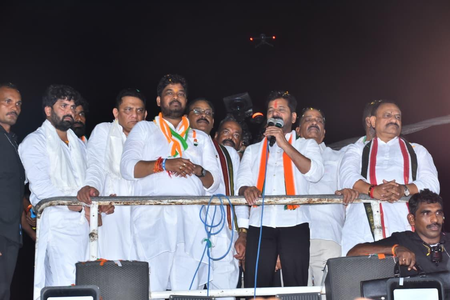 बीआरएस और भाजपा के बीच फेविकोल का बंधन तेलंगाना के सीएम रेड्डी बीआरएस और भाजपा के बीच फेविकोल का बंधन तेलंगाना के सीएम रेड्डी