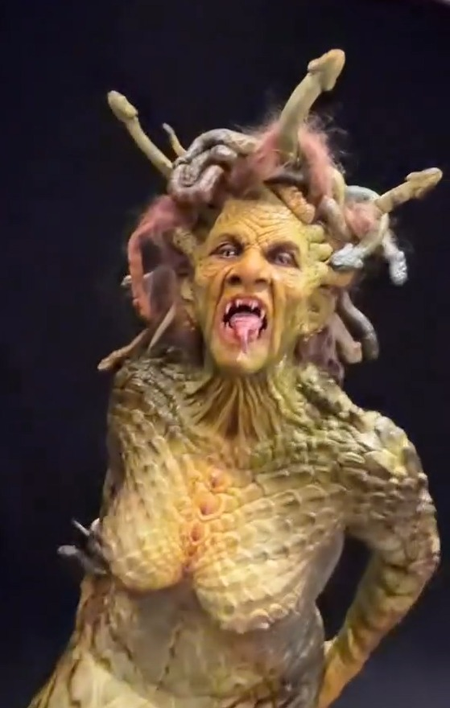 Heidi Klum transforms into evil Medusa for 2025 Halloween costume