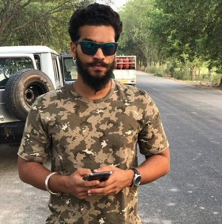 गोवा पुलिस ने 15 घंटे में हत्या के मुख्य आरोपी को किया गिरफ्तार, अन्य की तलाश जारी गोवा पुलिस ने 15 घंटे में हत्या के मुख्य आरोपी को किया गिरफ्तार, अन्य की तलाश जारी