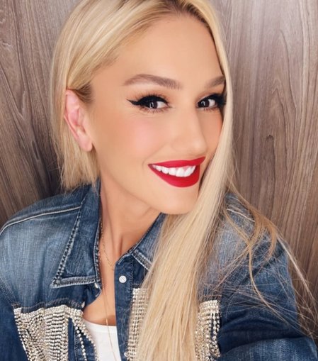 Gwen Stefani, Blake Shelton's rock Halloween celebrations in fairy-tale style Gwen Stefani, Blake Shelton's rock Halloween celebrations in fairy-tale style