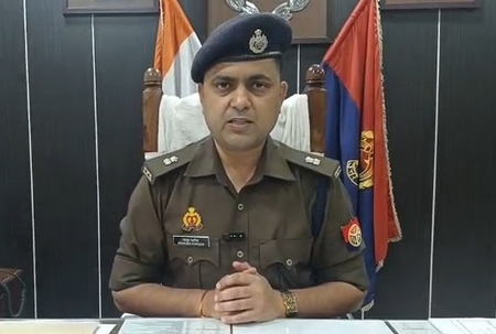 बरेली में पत्नी ने प्रेमी संग मिलकर की पति को मारने की कोशिश, जांच में जुटी पुलिस बरेली में पत्नी ने प्रेमी संग मिलकर की पति को मारने की कोशिश, जांच में जुटी पुलिस