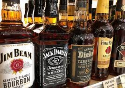 Liquor worth Rs 75 lakh bound for Bihar seized in Lucknow, one arrested Liquor worth Rs 75 lakh bound for Bihar seized in Lucknow, one arrested