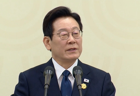 चीन के साथ सहयोग मजबूत करने के लिए प्रतिबद्ध  दक्षिण कोरियाई राष्ट्रपति चीन के साथ सहयोग मजबूत करने के लिए प्रतिबद्ध  दक्षिण कोरियाई राष्ट्रपति