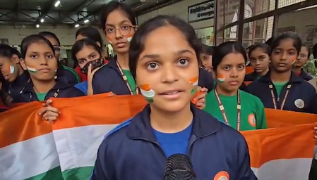 इस बार विश्व कप हमारा, भारत-दक्षिण अफ्रीका फाइनल को लेकर लड़कियों में भारी उत्साह इस बार विश्व कप हमारा, भारत-दक्षिण अफ्रीका फाइनल को लेकर लड़कियों में भारी उत्साह