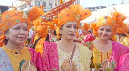 मोगा  बाबा खाटू श्याम जन्मोत्सव पर विशाल कलश और निशान यात्रा, शामिल हुए हजारों श्रद्धालु मोगा  बाबा खाटू श्याम जन्मोत्सव पर विशाल कलश और निशान यात्रा, शामिल हुए हजारों श्रद्धालु